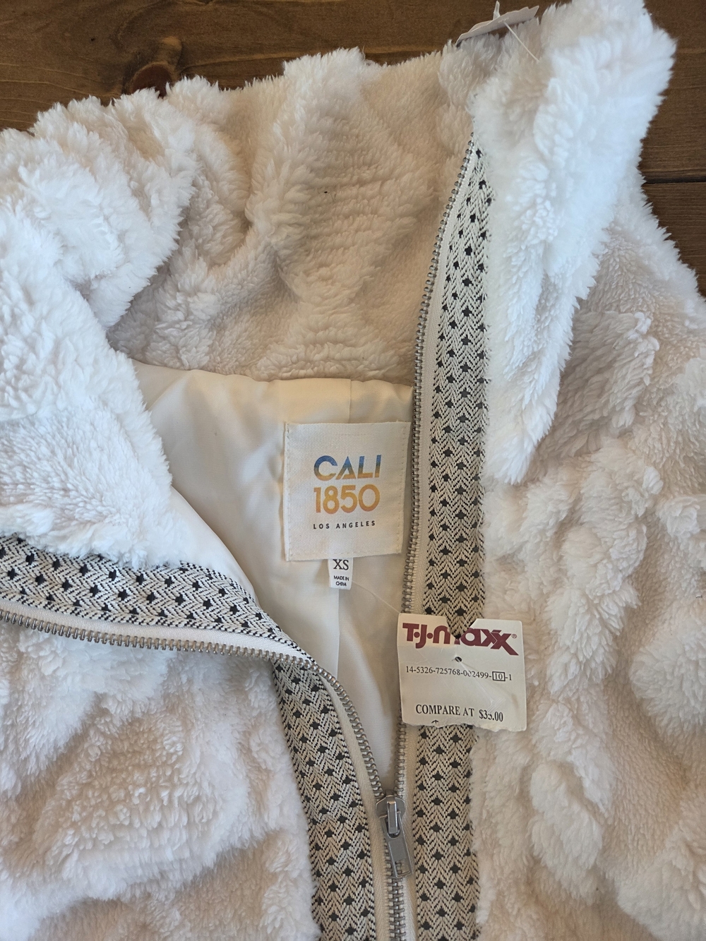 Cali 1850 Cozy White Sherpa Zip Jacket - New With Tag - Picture 2 of 3